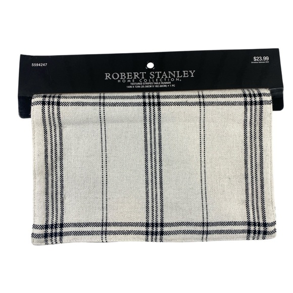 NWT Robert Stanley Home Collection Table Runner Black/White Windowpane Plaid - Picture 1 of 6